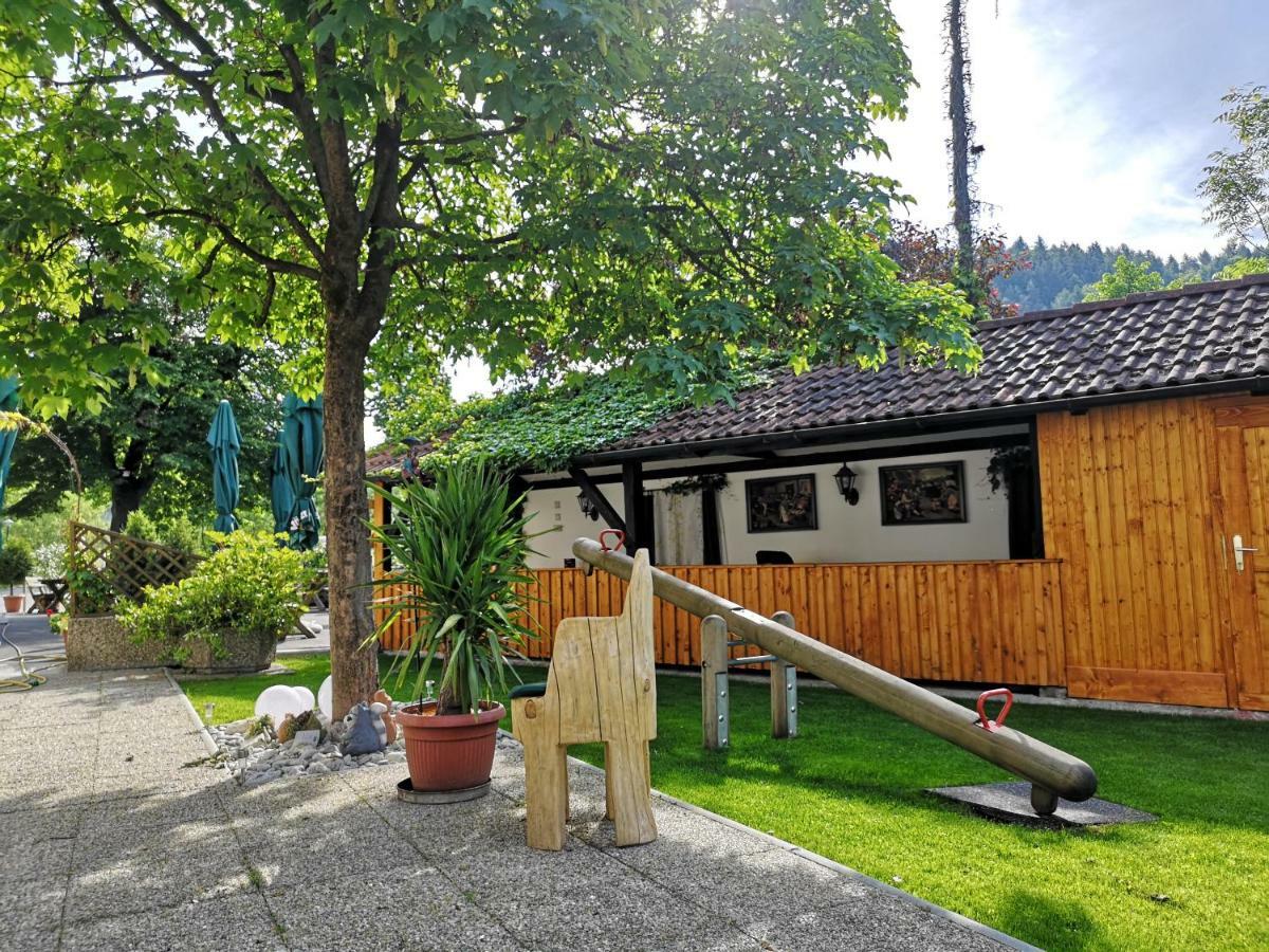 Gasthof Weingrill Фризах Экстерьер фото